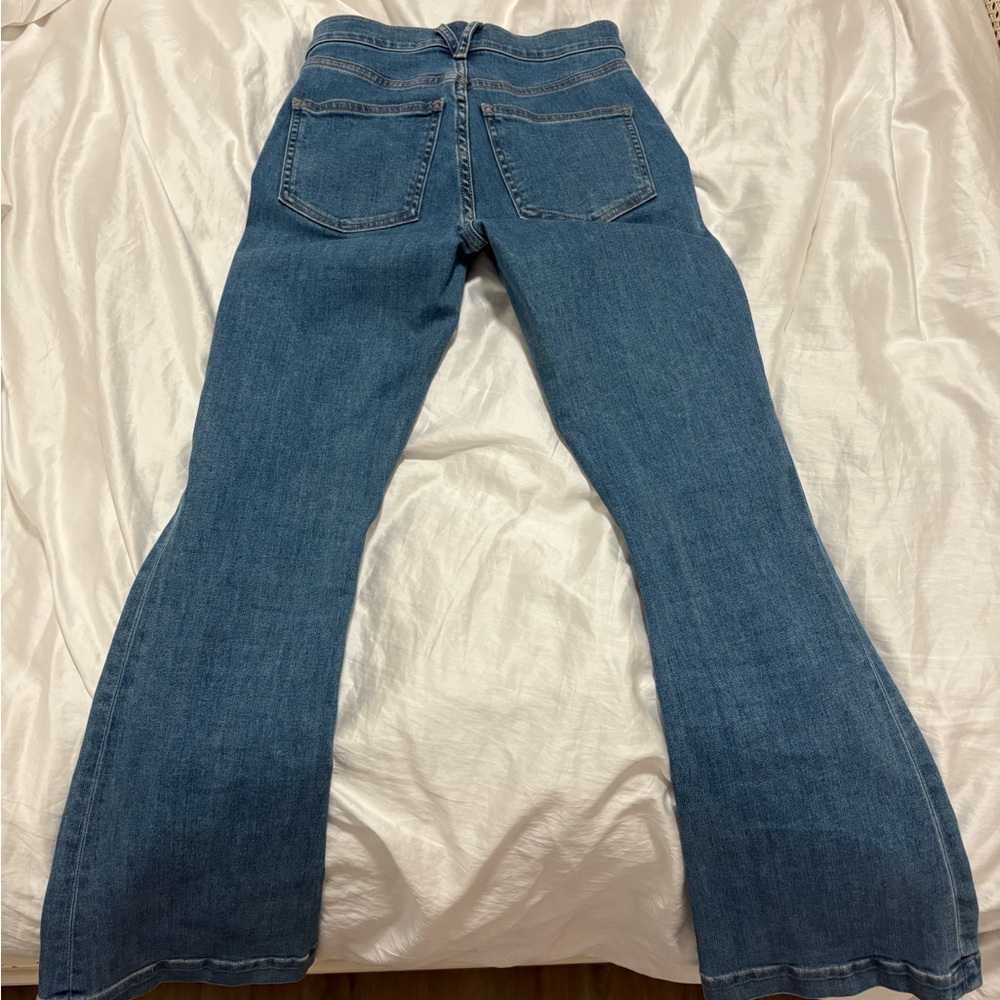 Veronica Beard Slightly Flared Jeans. NWOT. Never worn - Picture 9 of 10